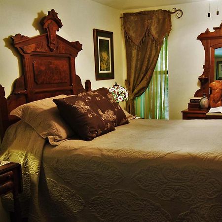 Benton Place Inn Eureka Springs Quarto foto